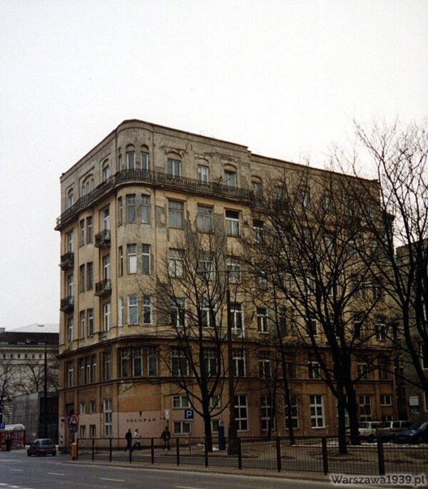 zachowane skrzydło wschodnie